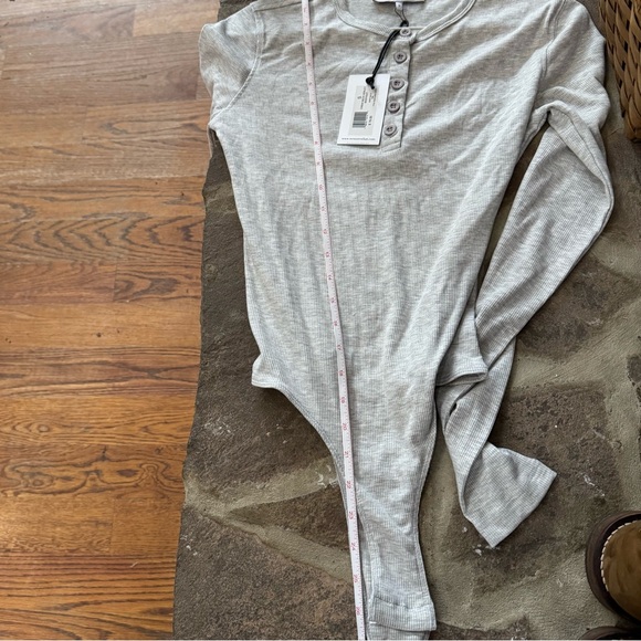 WeWoreWhat Heather Gray crew neck Long Sleeve Bodysuit layering - Picture 4 of 5